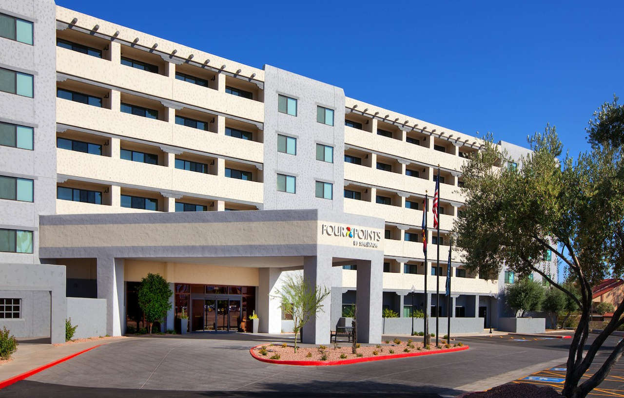 Four Points By Sheraton Phoenix South Mountain Екстер'єр фото