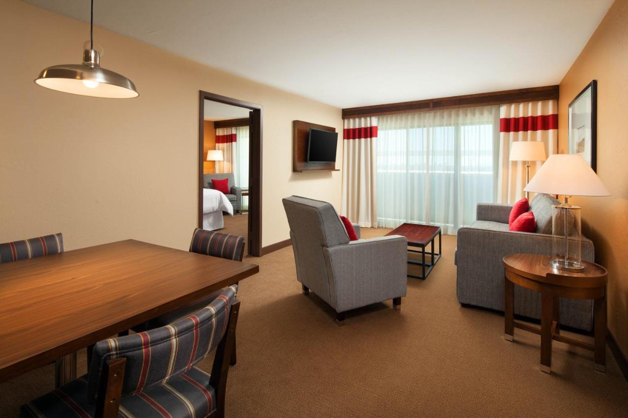 Four Points By Sheraton Phoenix South Mountain Екстер'єр фото